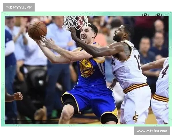 NBA突破上篮技巧解析:如何在高速对抗中完成高效得分 NBA突破上篮技巧解析:如何在高速对抗中完成高效得分